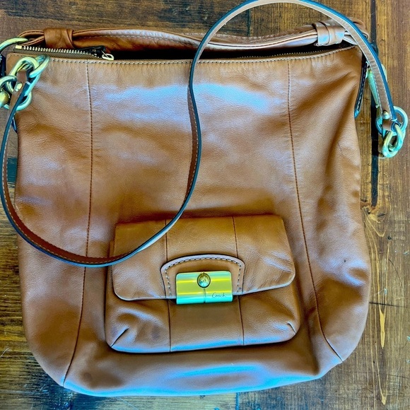 Coach Tan Leather Designer Handbag Rare Crossbody - Picture 1 of 1